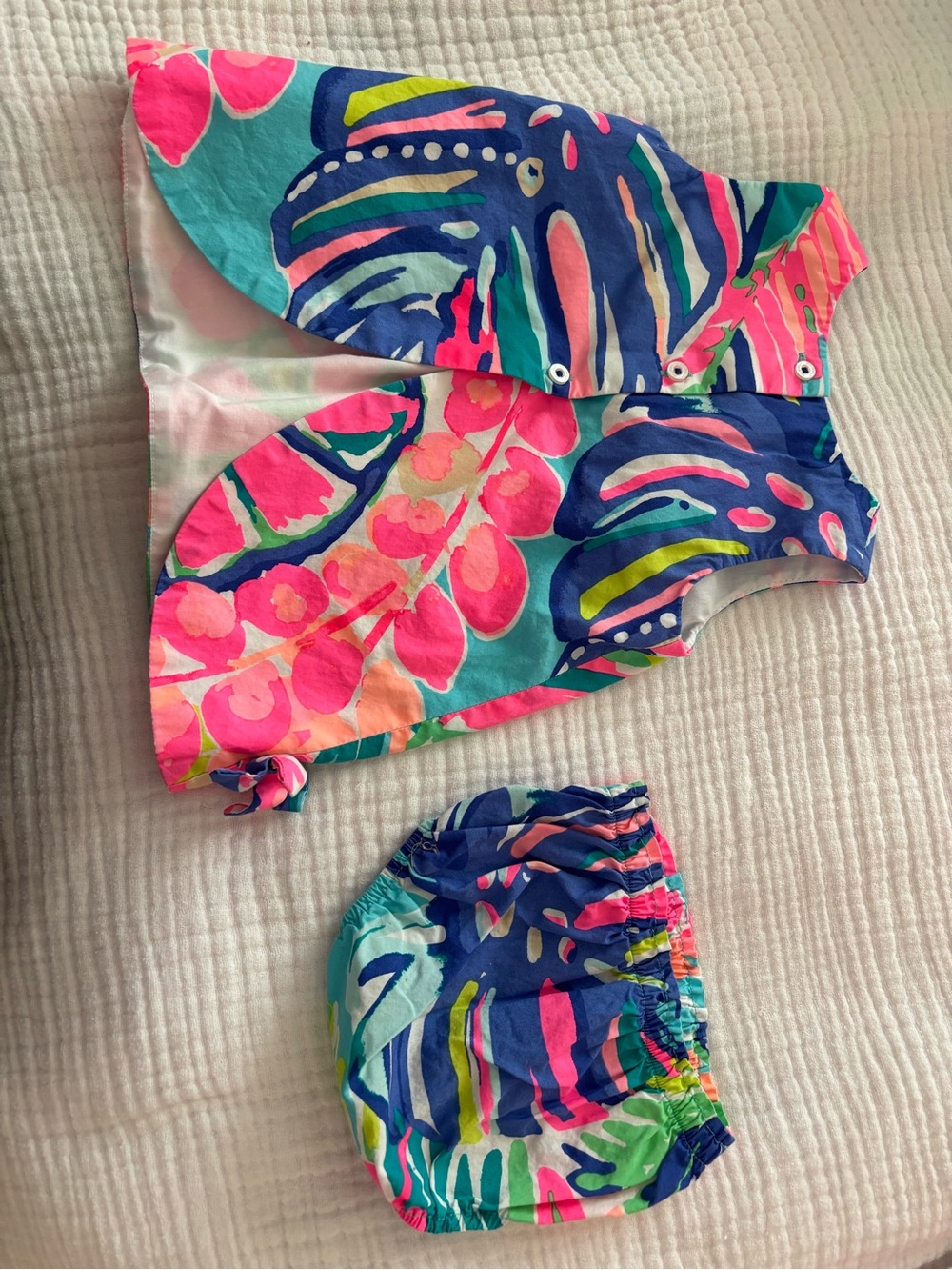 Lilly Pulitzer baby girl dress with bloomers 6-12 months NWOT - Picture 2 of 3